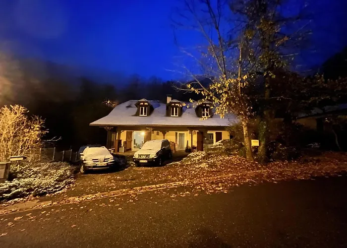 民宿 D'ax Pyrenees 阿克斯莱泰尔姆